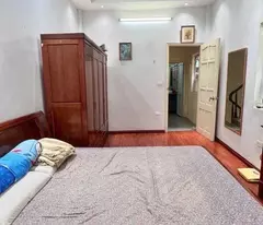 Bán nhà đường hoàng mai 4 tầng dân xây ô tô đỗ cửa lô góc
