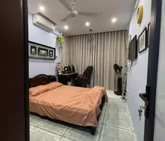 Bán nhà phố Văn Cao, Ba Đình, gần ô tô, khu vực dân trí cao, yên tĩnh, 32m, 5 tầng, 8 tỷ