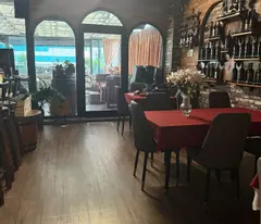 Bán Nhà Thái Thịnh 163m2.  6 tầng. mặt tiền 6.3m. giá 103 Tỷ Đống Đa Hà Nội
