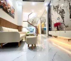 NHÀ MỚI 100% – FULL NỘI THẤT – DỌN VÀO Ở NGAY
  - Gần chợ Cầu -  Đông Hưng Thuận, Quận 12 – Giáp