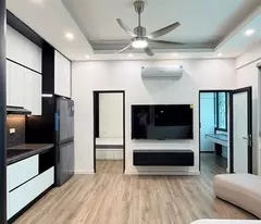 chung cư trần quý kiên cầu giấy DT 51m 2 ngủ full nội thất giá 5,1 tỷ