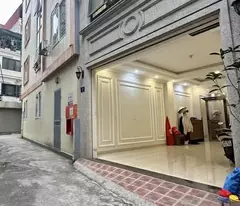 nhà lõi Bồ Đề, 6 tầng, thang máy, gara, gần hồ điều hoà, 1 nhà ra ôtô tránh