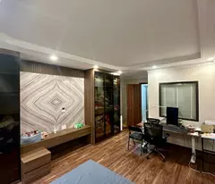 nhà lõi Bồ Đề, 6 tầng, thang máy, gara, gần hồ điều hoà, 1 nhà ra ôtô tránh