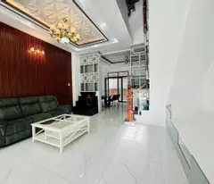NHÀ HẺM XE HƠI, HUỲNH TẤN PHÁT, 4 TẦNG, HƠN 7 TỶ TÍ, ĐỂ LẠI NỘI THẤT TRONG NHÀ