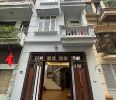 CHÍNH CHỦ CHO THUÊ NHÀ TẦNG 1 và 2 ĐA MỤC ĐÍCH TẠI NGÕ 165 DƯƠNG QUẢNG HÀM, PHƯỜNG QUAN HOA, QUẬN