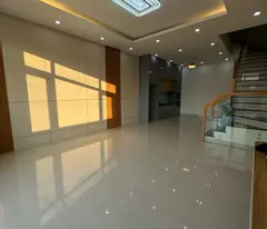 Bán nhà xây mới kiên cố 1 trệt 1 lầu, phong cách hiện đại, nhà mới 100% dọn vào ở ngay