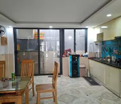 Nhà Thạnh Lộc Q.12, hẻm 8m xe hơi
 tránh 5 tầng chỉ  5.3 tỷ