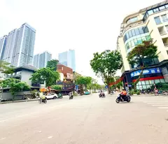 TOÀ NHÀ 8 TẦNG MẶT PHỐ VẠN PHÚC BA ĐÌNH - VỊ TRÍ KINH DOANH ĐẸP GIÁ ĐẦU TƯ: 100M2 - 58 TỶ
