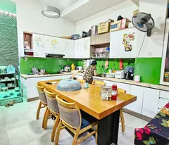 Nhà mặt tiền Tây Sơn ngay chợ Tân Hương, 4 x19m, 5 Tầng BTCT, 5 PN, chỉ 9.8 Tỷ.