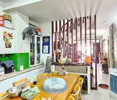 Nhà mặt tiền Tây Sơn ngay chợ Tân Hương, 4 x19m, 5 Tầng BTCT, 5 PN, chỉ 9.8 Tỷ.