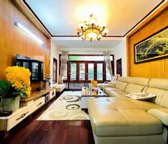 lạc long quân 50m x6 tầng 18,9 tỷ ô tô qua nhà,ngõ thông,full nội thất,5p ra hồ tây