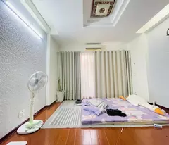 lạc long quân 50m x6 tầng 18,9 tỷ ô tô qua nhà,ngõ thông,full nội thất,5p ra hồ tây