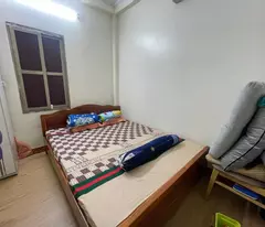 Bán nhà Nguyễn Văn Cừ- dân xây-10m oto- 3 gác tránh xe máy-30m 4 tầng nhỉnh 6 tỷ(TL)