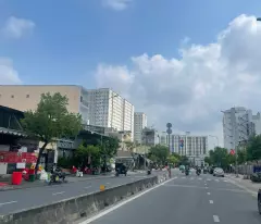 Bán nhà 2 mặt tiền 14,8x25m giá 51 tỷ Đường Phan Văn Hớn