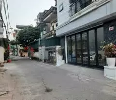 Bán nhà Lạc Long Quân Tây Hồ 164m2, mặt tiền 14m  ôtô vào lh 0935628686