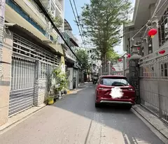 Nhà HXH Đường Phạm Văn Hai Phường 3 Cũ Quận Tân Bình.