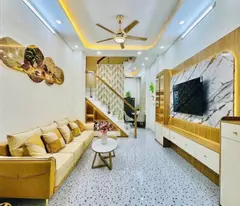 ĐẸP - 3 TẦNG - 🚙 TẬN CỬA - 40M2 - SẴN NỘI THẤT XỊN - SỔ VUÔNG A4 - CHỈ 5.x TỶ - KHU NÀY KHÔNG CÓ