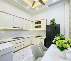 ĐẸP - 3 TẦNG - 🚙 TẬN CỬA - 40M2 - SẴN NỘI THẤT XỊN - SỔ VUÔNG A4 - CHỈ 5.x TỶ - KHU NÀY KHÔNG CÓ