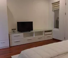 Bán nhà đẹp Hồng Tiến- Sát Phố- Ngõ thông- Dân Xây- Full NT- Ô tô- 2 thoáng 55m 5 tầng 13,x tỷ(TL)