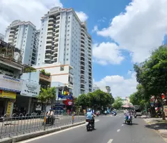 Cho thuê Tòa nhà Mặt Tiền Nguyễn Sơn Q.Tân Phú 384m²,3 TẦNG, NGANG 12M - CẠNH NGÃ TƯ