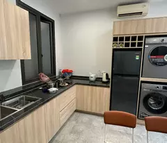 Chính chủ cho thuê căn hộ S80m2 Tầng 2 biệt thự cổ  (mặt đường) số nhà 149 Bà Triệu, P. Hai Bà