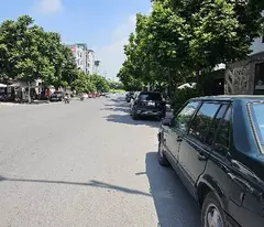 duy nhất 1 căn ngọc thuỵ oto thông, kinh doanh, gần trường pháp chỉ hơn 9 tỷ