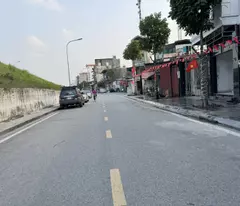 Bán đất Phúc Lợi 60m2: mặt tiền rộng 4,5m - 3 ô tô tránh - mặt đường Đê Vàng kinh doanh