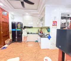 Bán Nhà Phan Kế Bính 33m2.  5 tầng. mặt tiền 5.5m. Giá 10.5 tỷ Ba Đình Hà Nội