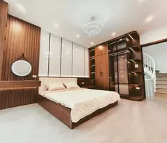 Bán nhà phố Ông Ích Khiêm, Ba Đình, xây mới, ngõ thông, gần phố, 32m, 5 tầng, 9.2 tỷ.