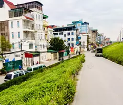 nhà mặt phố Lâm Du, 240m, mặt tiền 6m, nở hậu, cách cầu Trần Hưng Đạo 200m
