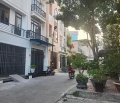 BÁN NHÀ BÔNG SAO QUẬN 8 GIÁP CẦU TẠ QUANG BỬU 40M2 NHỈNH 4 TỶ 0948769331