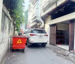 BÁN NHÀ 3 TẦNG - MẶT TIỀN Đ. HUYỀN QUANG, QUẬN 1 - DUY NHẤT NHÀ ĐANG CHÀO BÁN  * LH GIANG