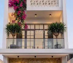 Bán nhà mới xây, full nội thất, thiết kế hiện đại, sạch đẹp tại TP Thuận An.