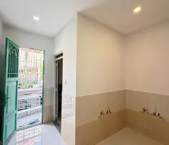 NHÀ HẺM OTO PHAN VĂN HỚN – 2 TẦNG – NHỈNH 3 TỶ, CV THUẬN KIỀU 100M