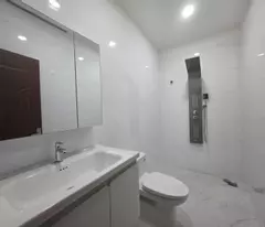 Bán nhà mặt phố Kha Vạn Cân, Linh Trung, Thủ Đức, TP HCM. DT 120m2, 2 tầng. Giá 10.1 tỷ, SHR.
