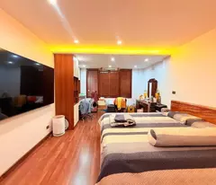 LẠC LONG QUÂN/ TÂY HỒ - NHÀ CÓ LỘC - VƯỢNG KHÍ - Ở LÀ PHÁT- NGÕ GẦN PHỐ - GIÁ: 13.9 TỶ