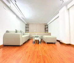 Bán nhà Khuất Duy Tiến, Vài bước ra oto, Nhà đẹp ở ngay, 19m, 7.85 Tỷ