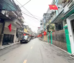Bán nhà Khuất Duy Tiến, Vài bước ra oto, Nhà đẹp ở ngay, 19m, 7.85 Tỷ