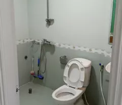 Cho thuê phòng trọ, mặt đường Phan Văn Trường, Trần Quốc Hoàn