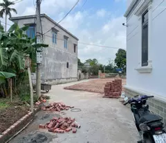 BÁN ĐẤT THÔN QUANG TRUNG XÃ QUỲNH PHỤ - CÁCH KCN SAO VÀNG 1P ĐI XE - GIÁ 690 TRIỆU