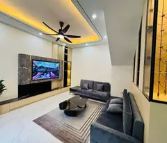 Cần bán 🏡 Trung tâm Long Biên ,Nguyễn Văn Cừ  ,nhà mới đẹp ở ngay 
+ 60m² thang máy xịn , full