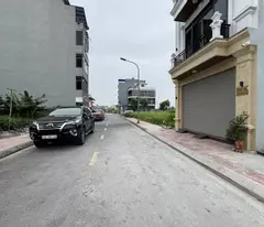 Bán Đất Cự Khối: 71,5m2 – Gần Công Viên Hồ Điều Hòa – Hạ Tầng Đồng Bộ 13m, Sau Có Đường 4m