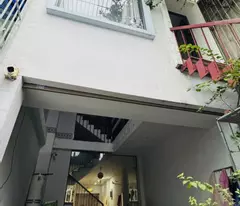 📣 Quận 7 - Hẻm Xe Hơi Sát Nhà - Gần Mặt Tiền - 5 Tầng - Hoàn Công Đủ - 8PN Tiện Làm CHDV - Đang