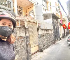 BÁN NHÀ SIÊU PHẨM Q4- GẦN MẶT TIỀN XE HƠI Đ.TÔN ĐẢN- KẾ BÊN CHỢ 200 Đ.XÓM CHIẾU- LƯU THÔNG VÍNH