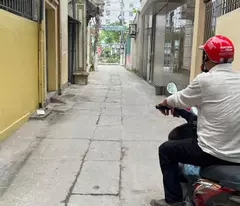 chính chủ gửi bán nhà 4 tầng mặt ngõ thông ngay khối bv mắt trần lãm
