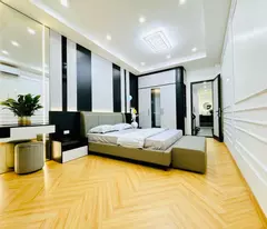 Bán nhà phố Thụy Khuê, Tây Hồ, ngõ thông, gần hồ, kinh doanh, 36m, 5 tầng, 9 tỷ.