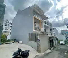 CHO THUÊ NHÀ NGUYÊN CĂN 4PN NGUYỄN ĐÌNH CHIỂU P9 ĐÀ LẠT