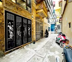 nguyễn văn huyên 48m x6 tầng thang máy 15,8 tỷ gara ô tô,ngõ thông kinh doanh