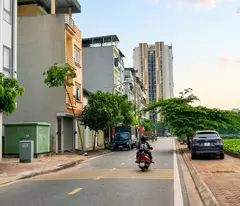 BÁN ĐẤT ĐẤU GIÁ VIỆT HƯNG 74M2, MT 8m, VỈA HÈ Ô TÔ TRÁNH, MẶT CÔNG VIÊN- 16.3 Tỷ