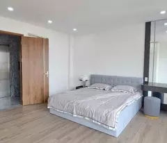 Bán nhà Nguyễn Văn Linh 45m 6 tầng MT5.1m thang máy gara ô tô hơn 12 tỷ